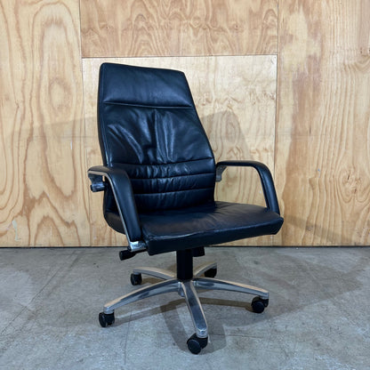 Burgtec Executive Leather Task Chair in Black