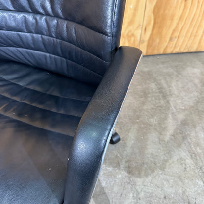 Burgtec Executive Leather Task Chair in Black