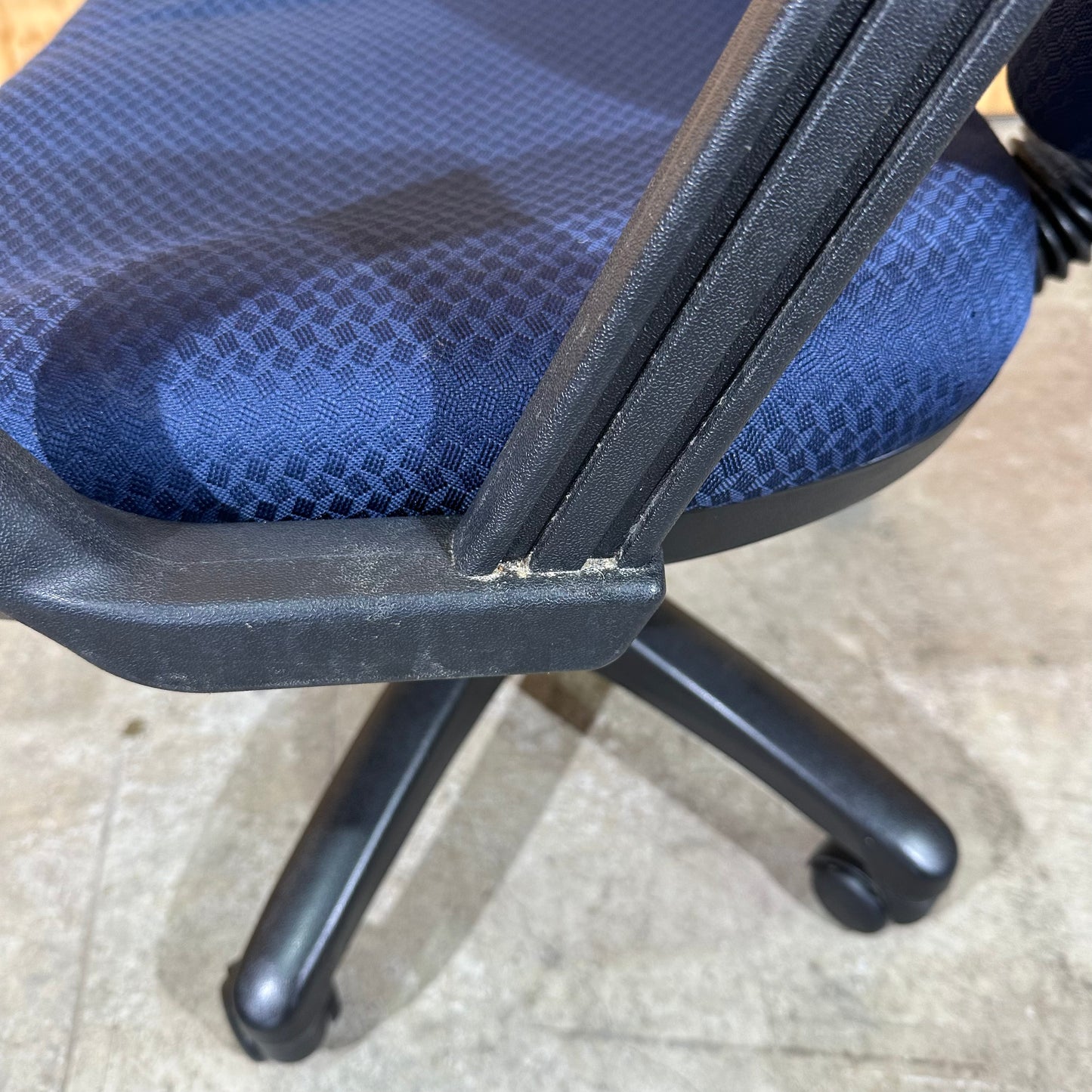 Blue Patterned Task Chair with Arms