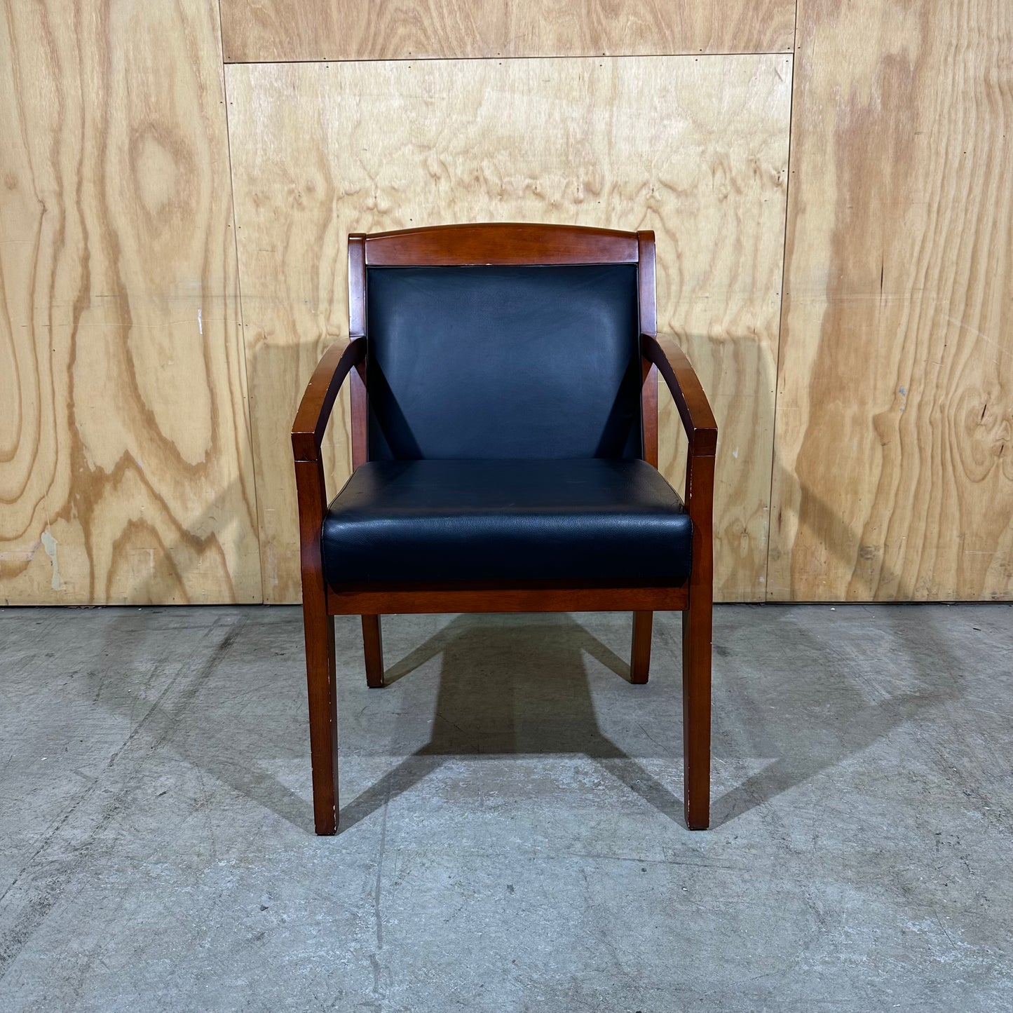 Replica Lorell Wood/Leather Sloped Guest Chair