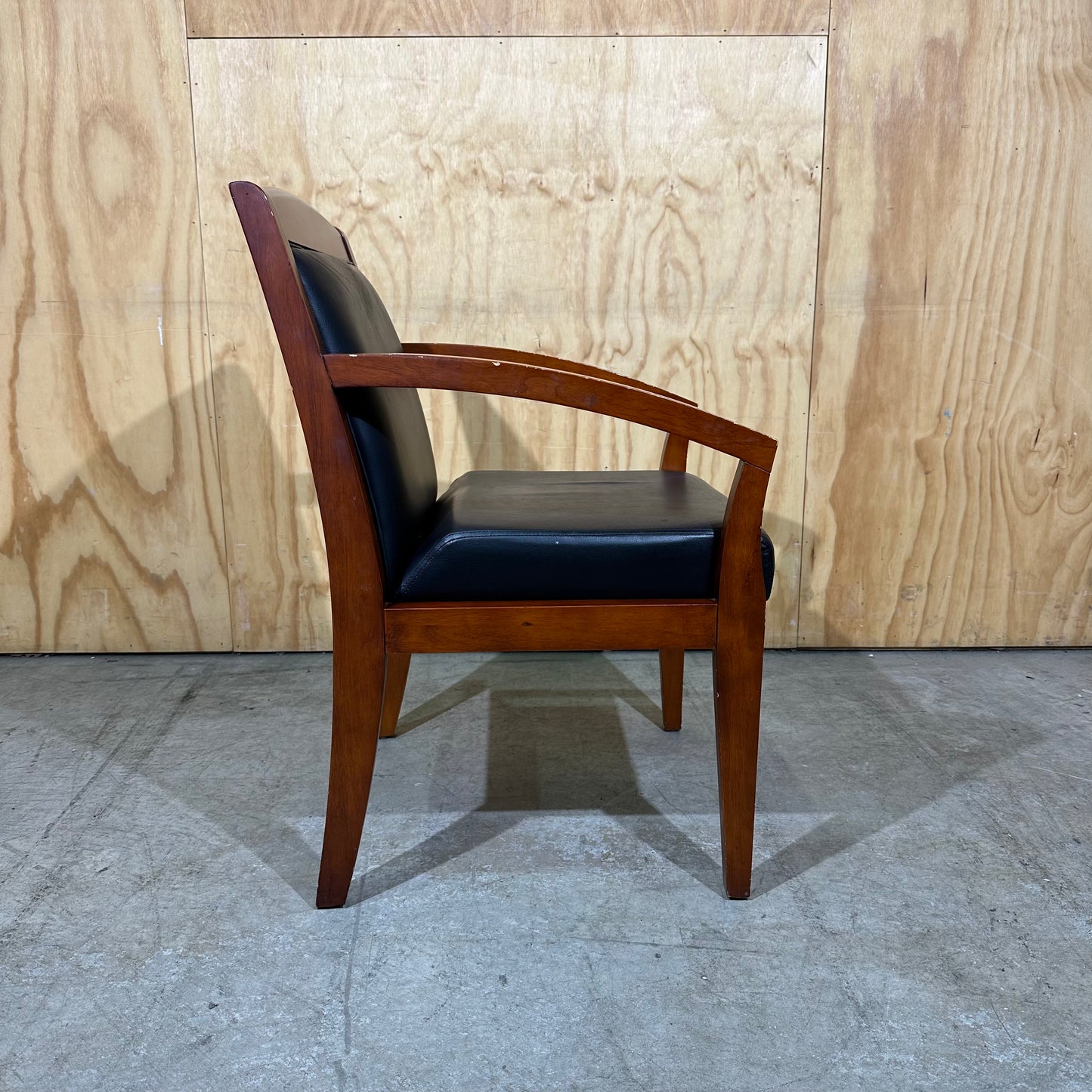 Replica Lorell Wood/Leather Sloped Guest Chair