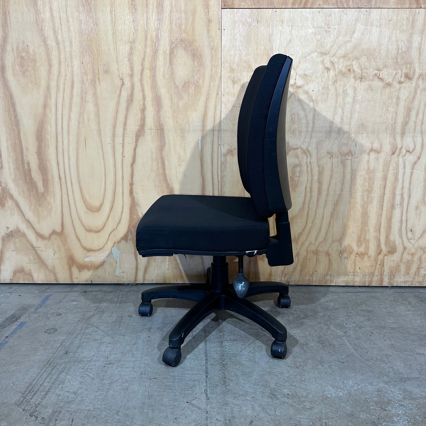 Pago Matrix Advance Medium Back Ergonomic Task Chair