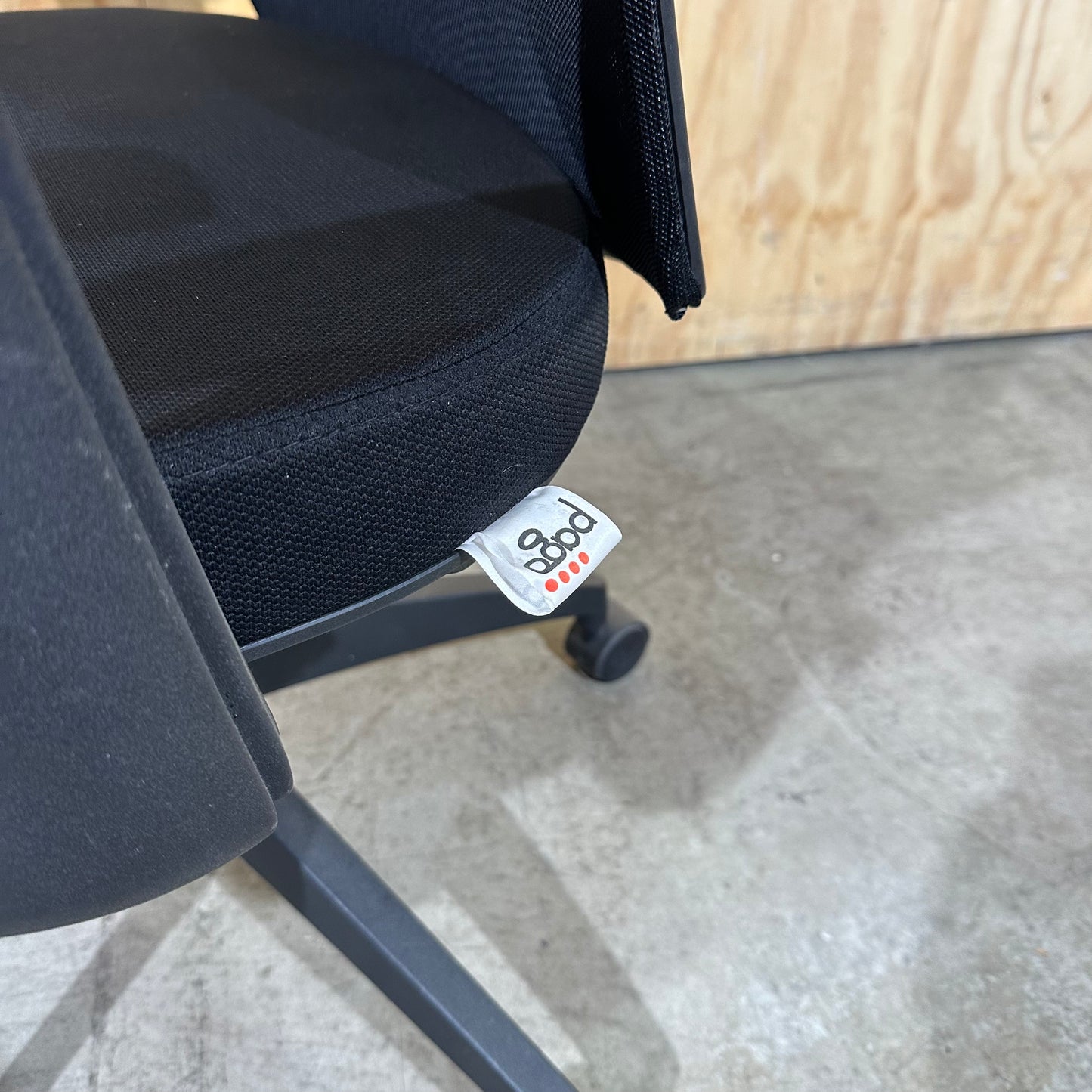 Pago Meshback Task Chair