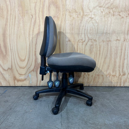 Eclipse Medium Back 3-Lever Ergonomic Task Chair