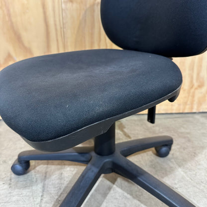 Endo Black Task Chair