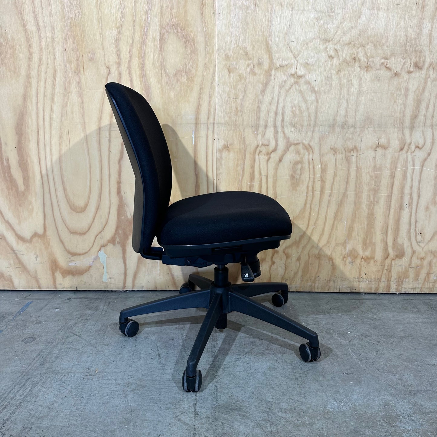 Steelcase Apt Task Chair