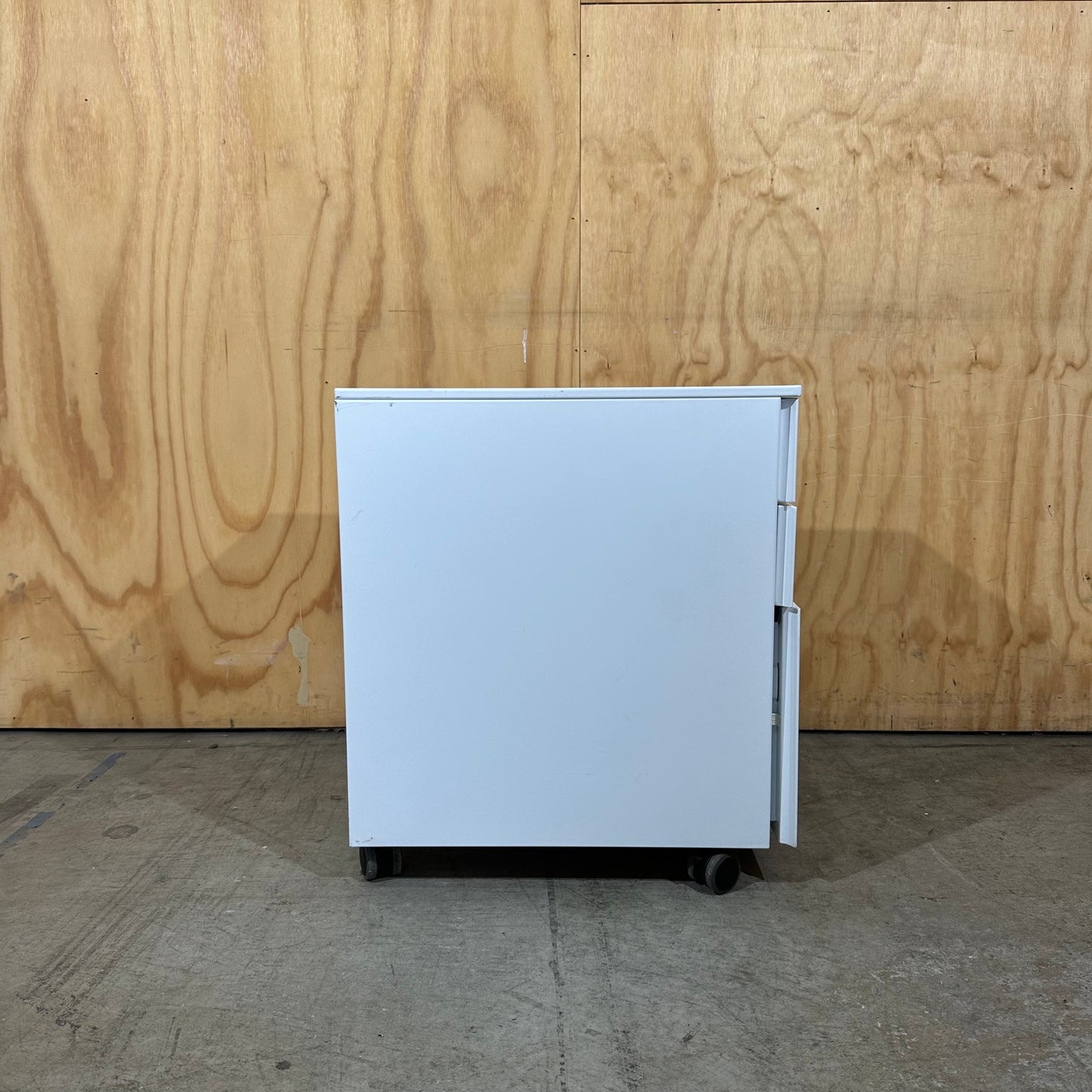 Slimline White 3-Drawer Pedestal