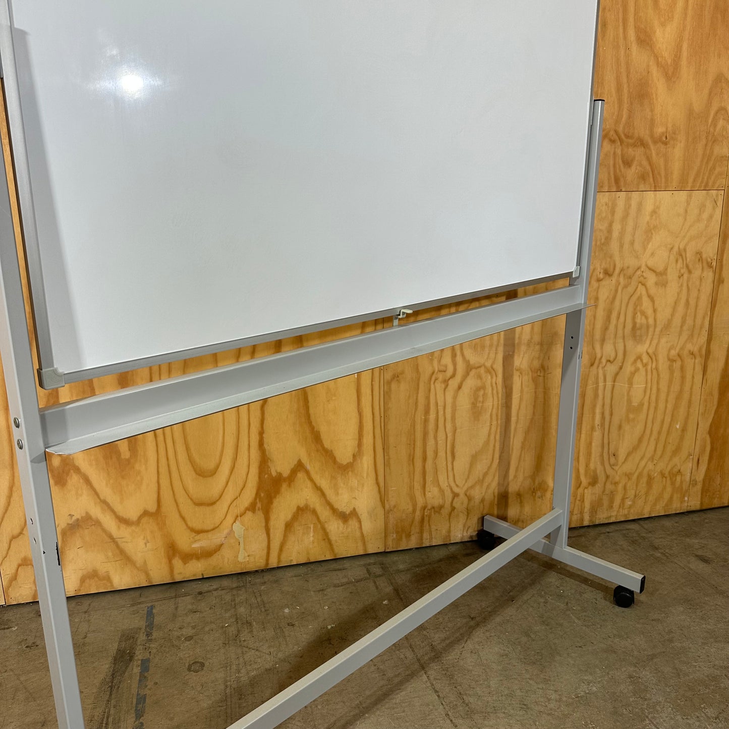 Penrite by Quartet Large Mobile Whiteboard