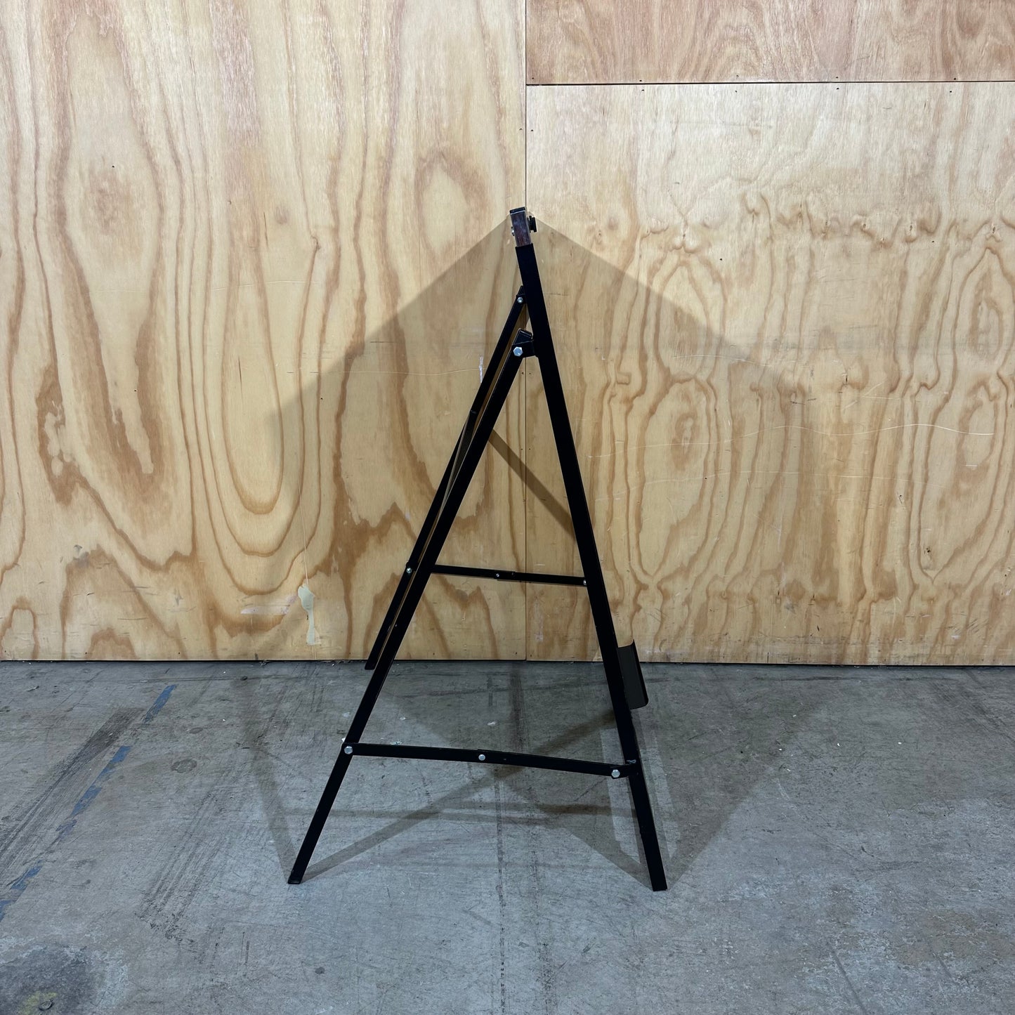 Futura Height Adjustable Whiteboard on Easel