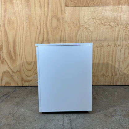 Medium White 2-Drawer Pedestal