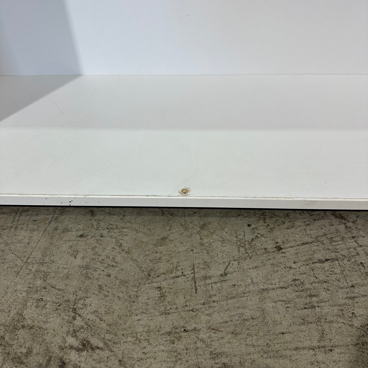 White Shelving Unit (1160Wx295Dx2030H)