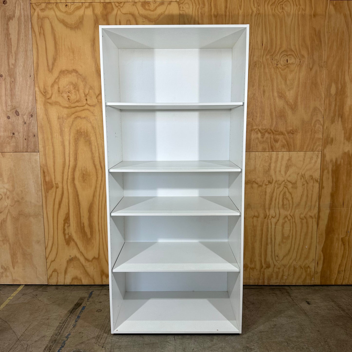 White Shelving Unit (895Wx565Dx2030H)