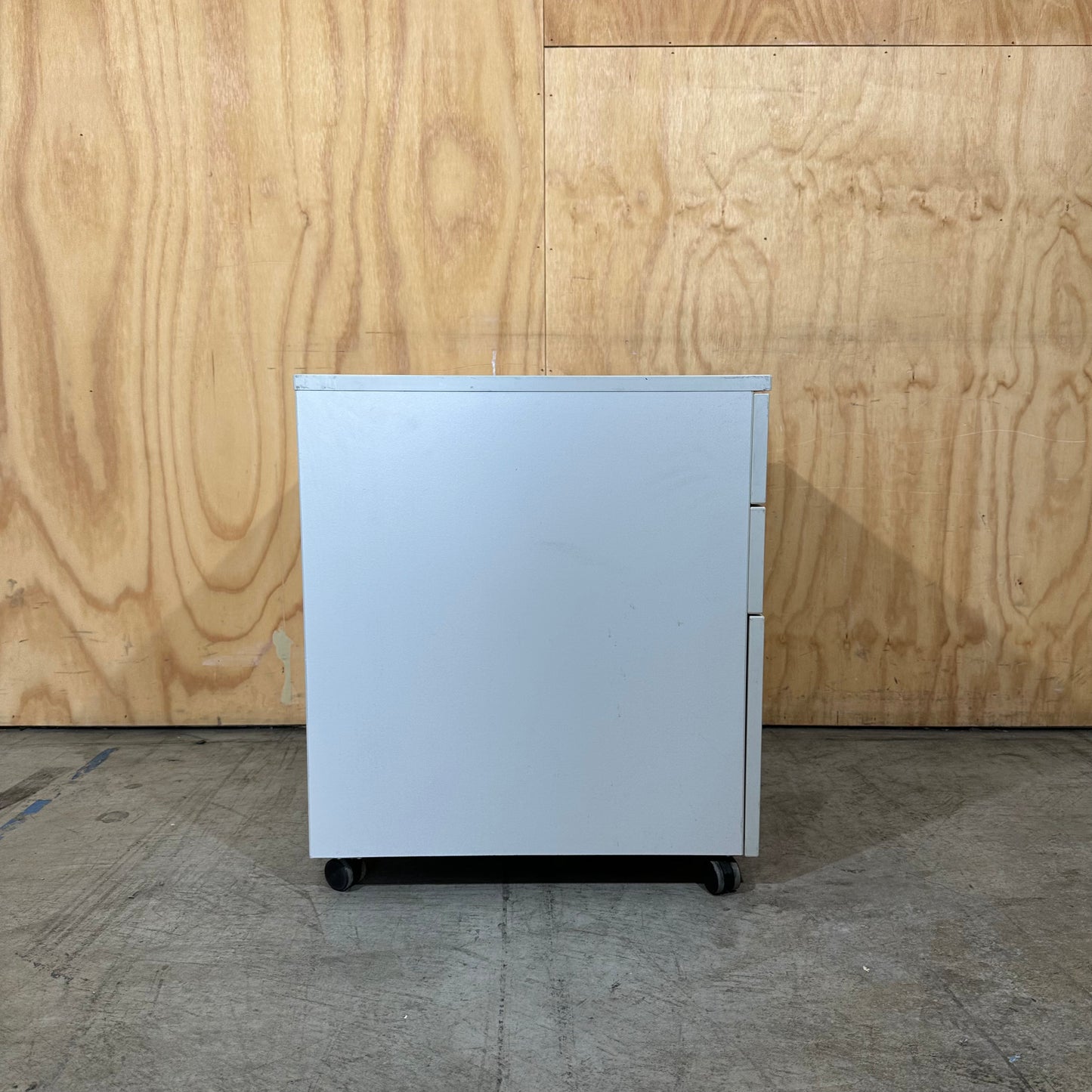 White 3-Drawer MDF Pedestal