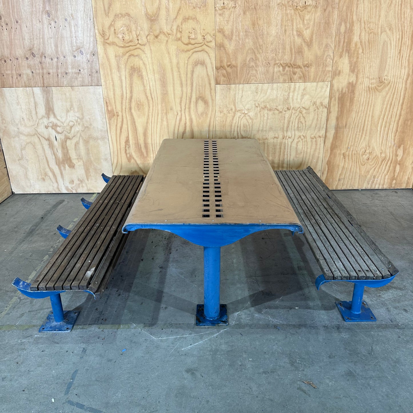 Urban Design Park Table with Benches