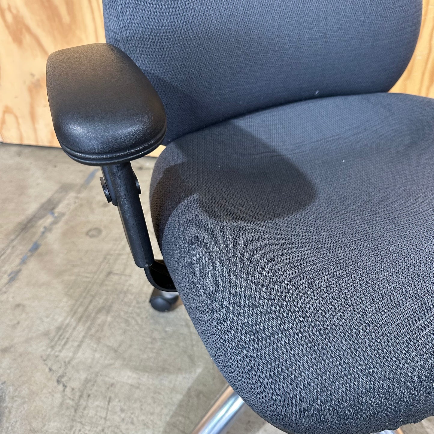 Blue Upholstered Task Chair (With and Without Arms)