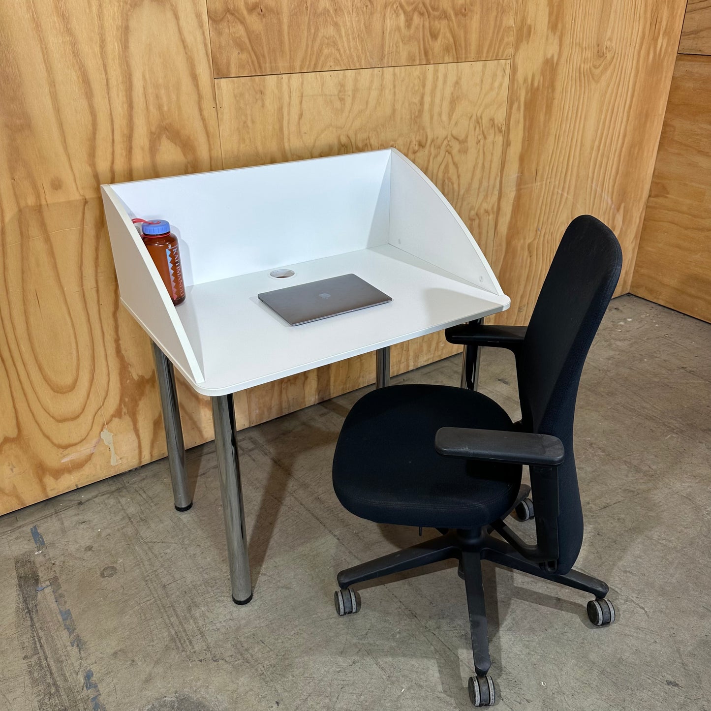 Acer Study Carrel Desk with Cable Management