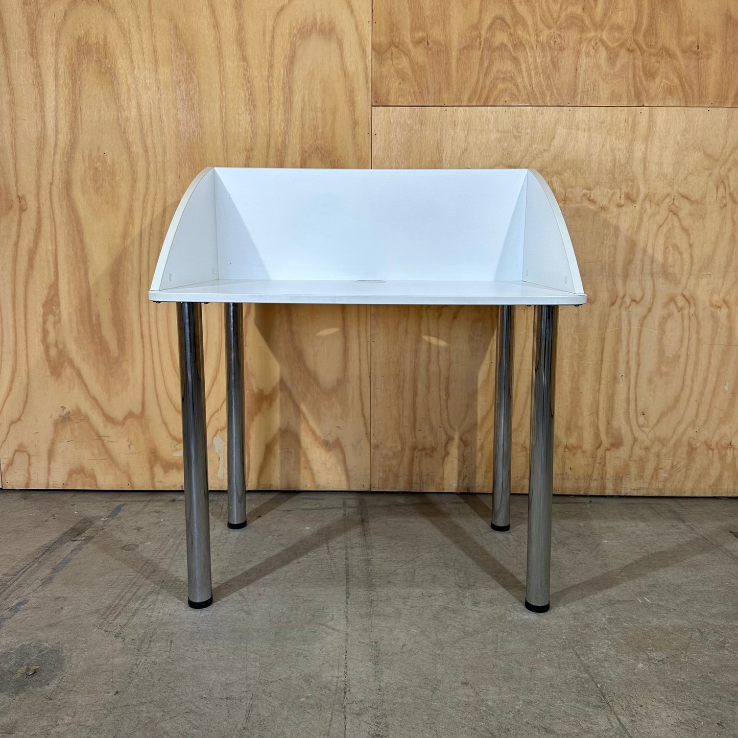 Acer Study Carrel Desk with Cable Management