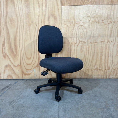 Gregory Task Chair in Grey