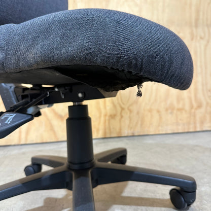 Gregory Task Chair in Grey