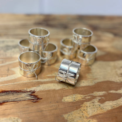 Vera Wang Wedgewood Love Knots Napkin Rings