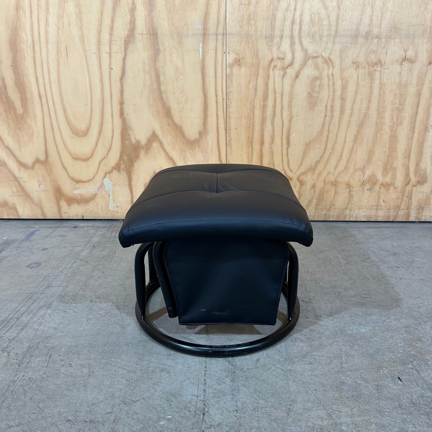 4Baby Jordan Glider Chair and Ottoman