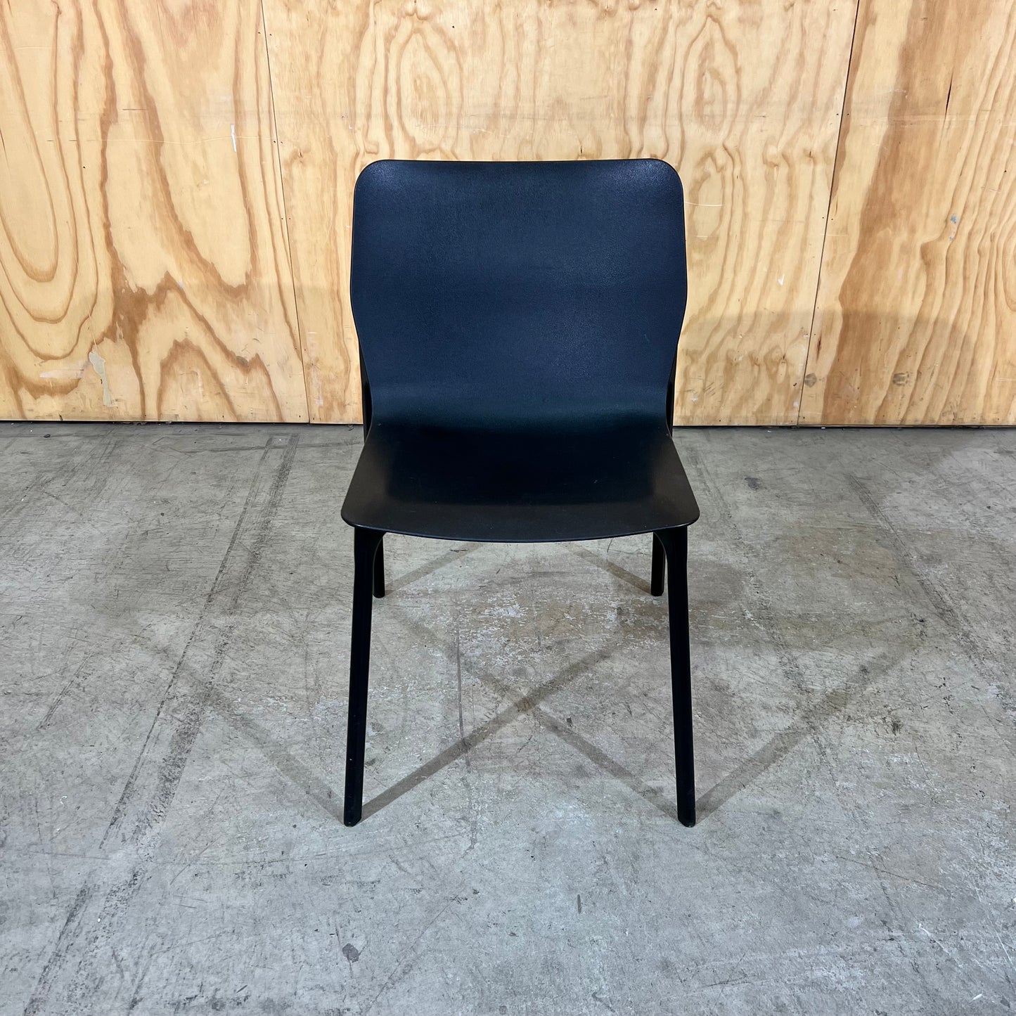 Wilkhahn Chassis Visitor Chair Black