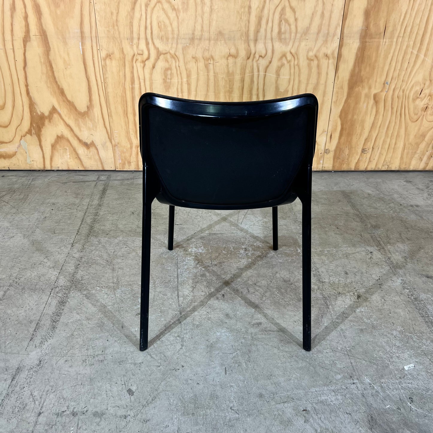 Wilkhahn Chassis Visitor Chair Black