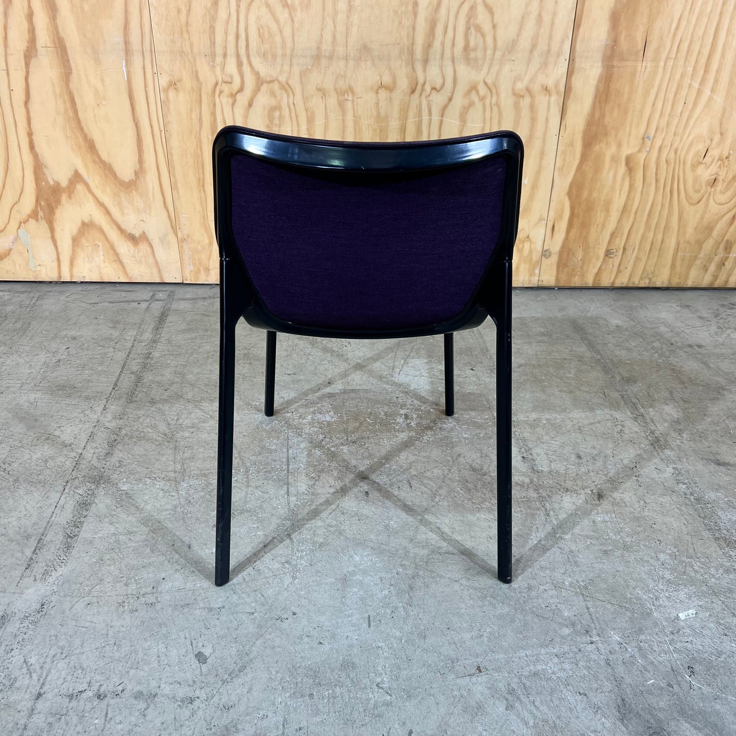 Wilkhahn Chassis Visitor Chair Purple