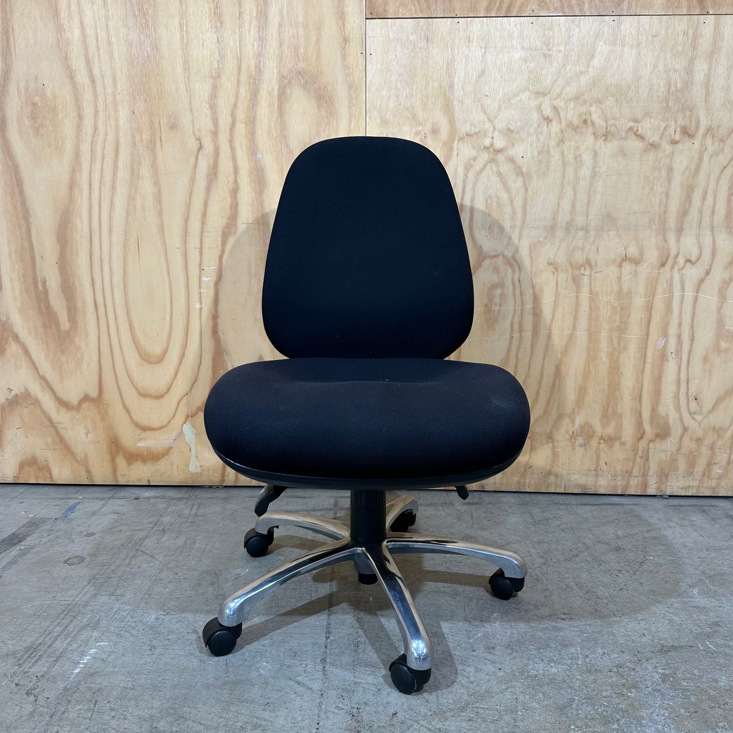 Mark Perry Task Chair