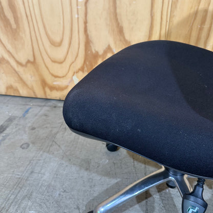 Mark Perry Task Chair