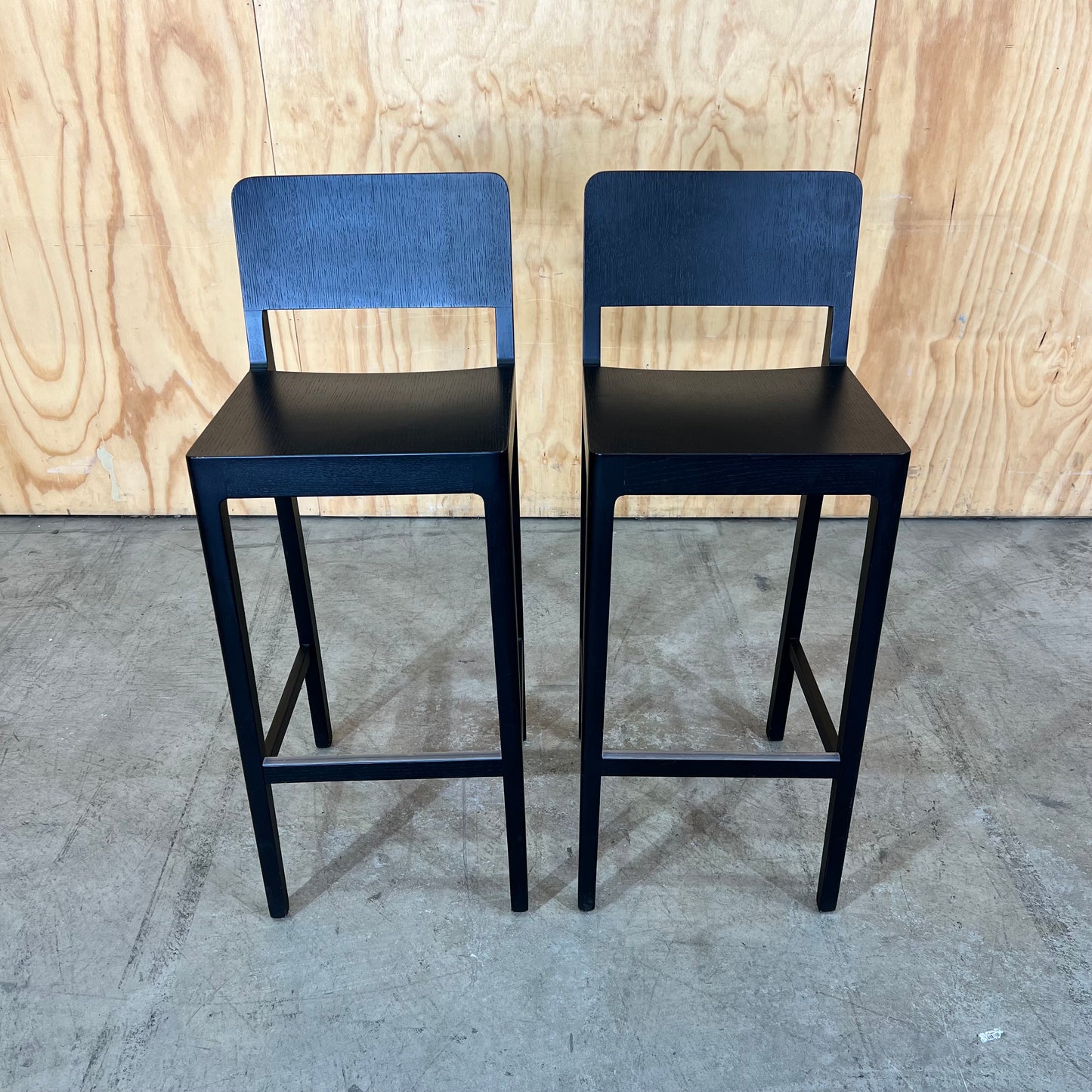 Bedont shira high chair by Lorenz + Kaz
