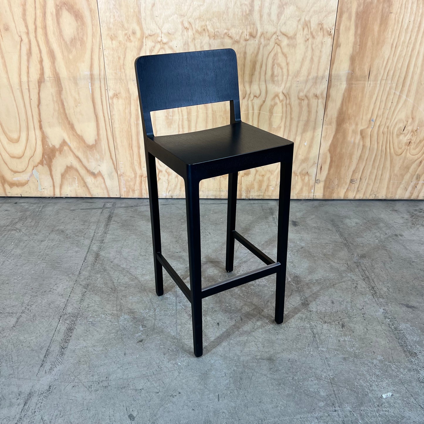 Bedont shira high chair by Lorenz + Kaz