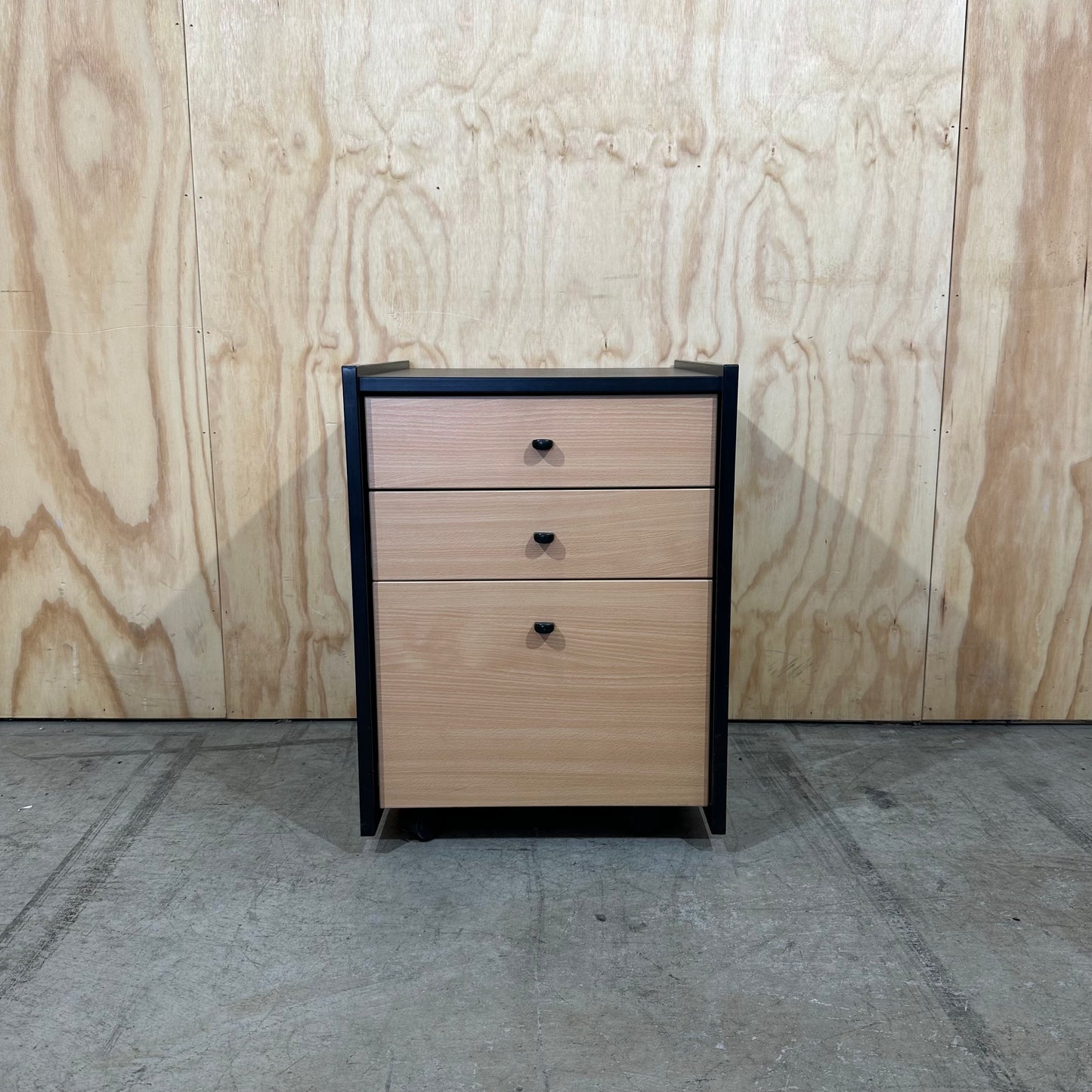 Black and wood veneer pedestal 3 drawers