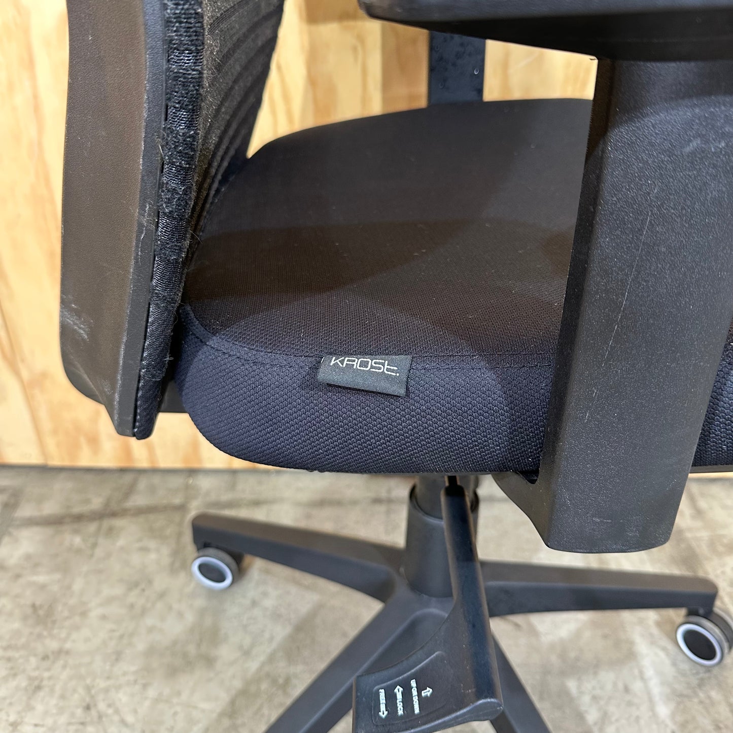Space task chair by Krost