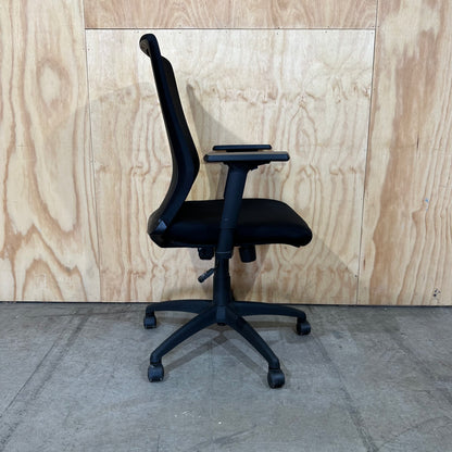 Highback Mesh Office Chair with Arms