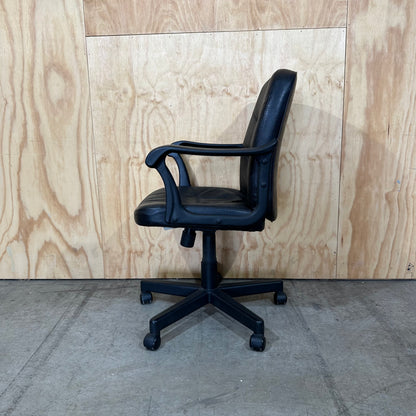 Executive faux leather mid-back swivel chair