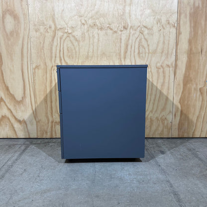 MDF Pedestal in Charcoal