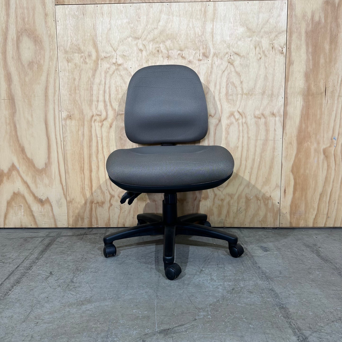 Grey Eclipse Office Chair
