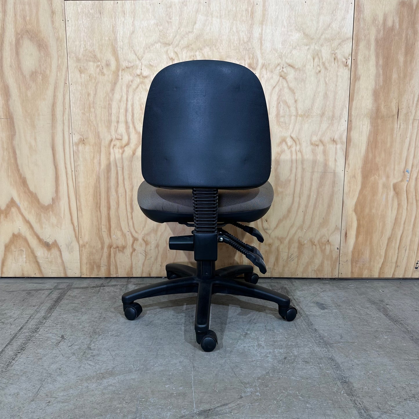 Grey Eclipse Office Chair