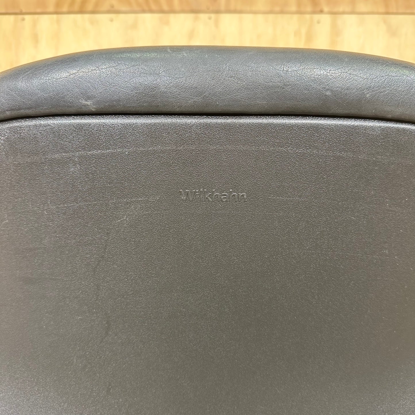 Wilkhahn FS 211/8 Black Leather Swivel Chair