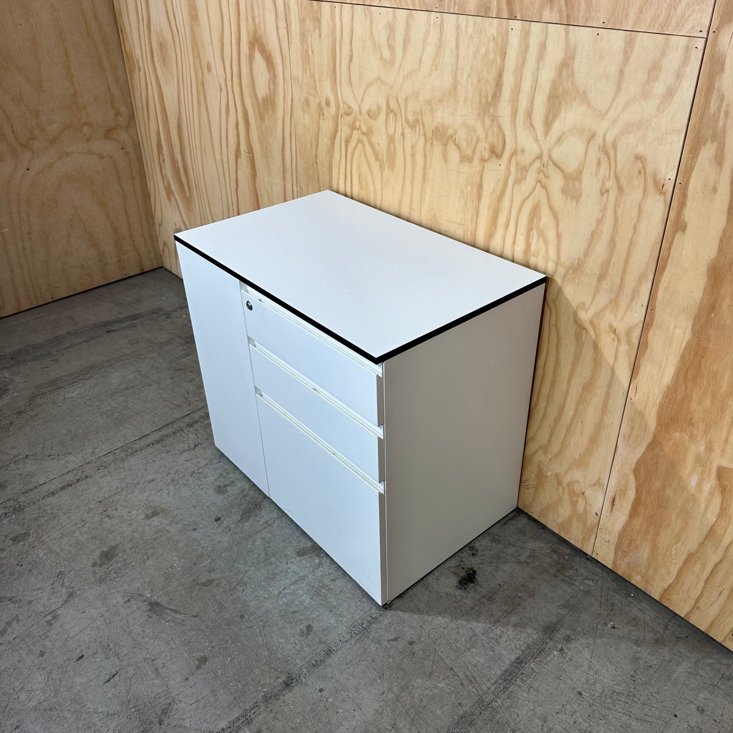 White Pedestal with side shelving unit