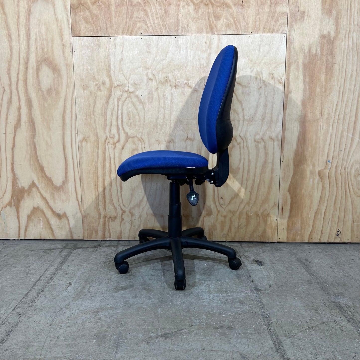 Blue Pago Task Chair