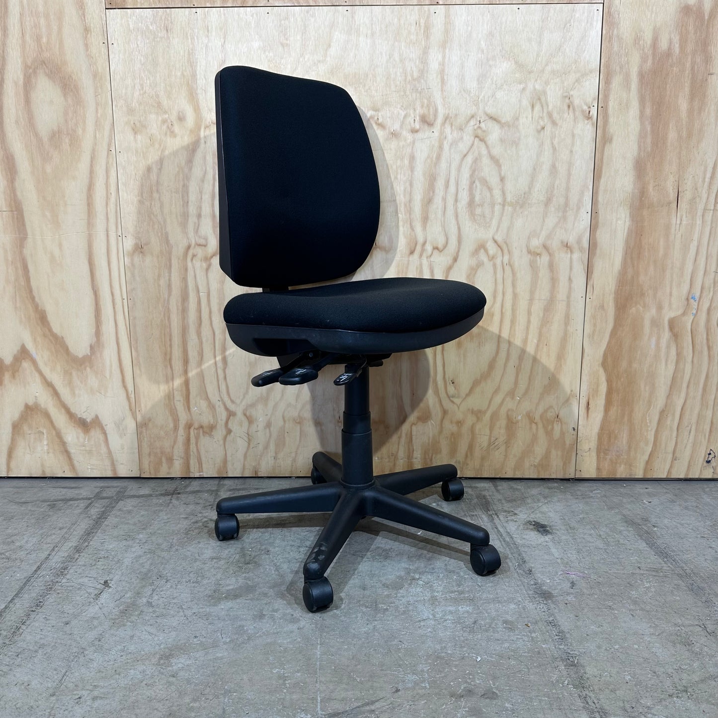 STEM Squareback Task Chair