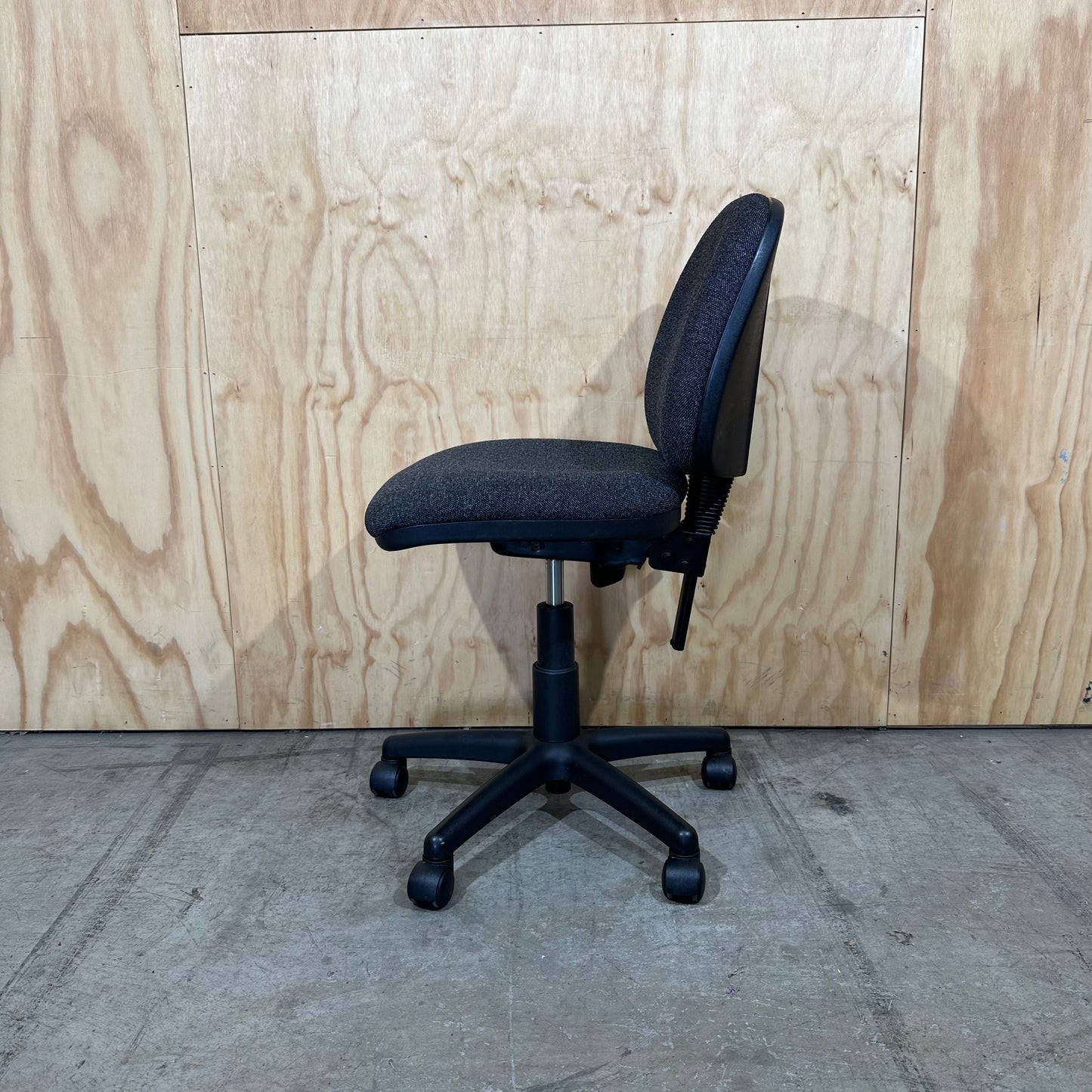 Grey Task Chair