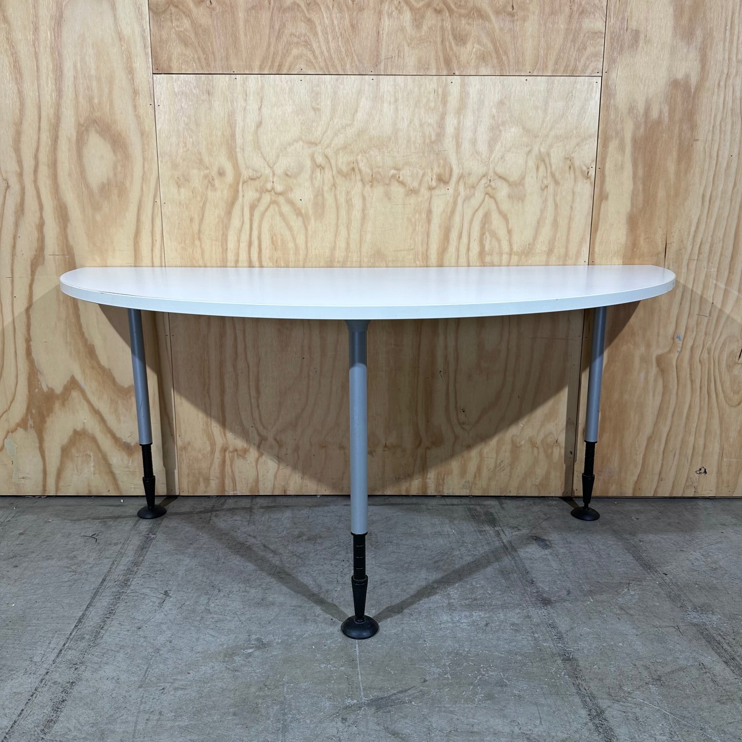 Schiavello Semi-Circle Table