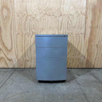 Curved Front Mobile Filing Pedestal in Silver Grey
