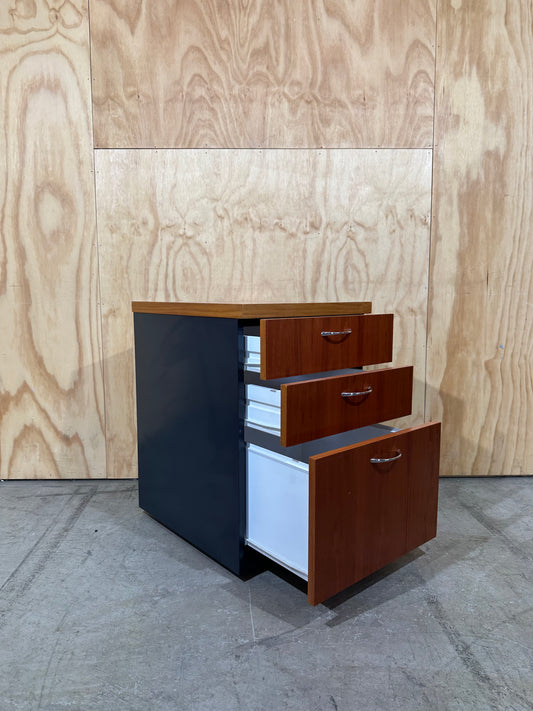 Wooden Veneer Pedestal