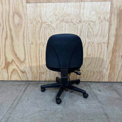 Stem Task Chair with Teal Back