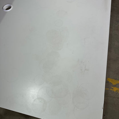 Jason L 6 Person Workstation with Partitions