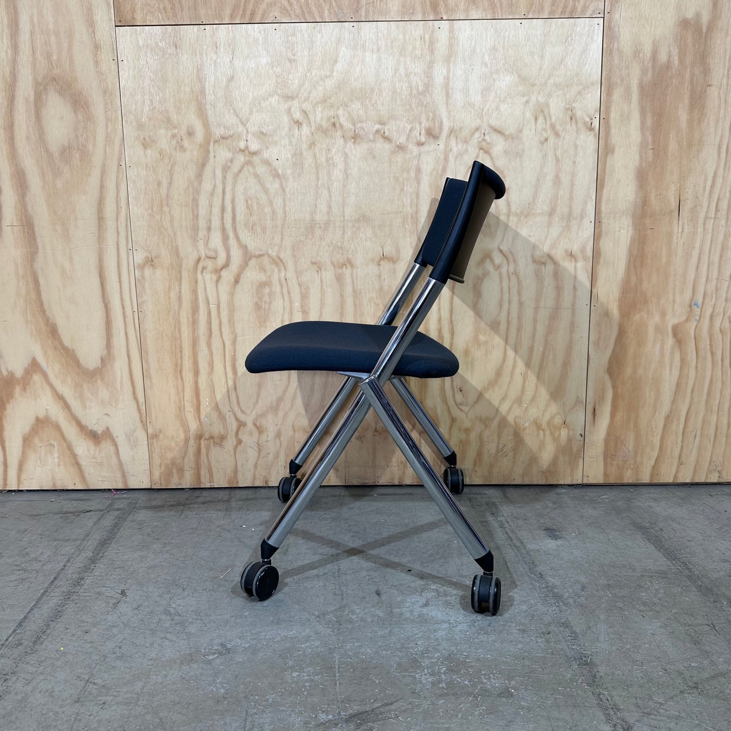 STEM Series Navy Nesting Chair by Kusch+Co